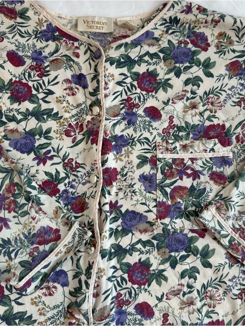 Victoria's Secret Vintage Floral Pajama Set - Picture 4 of 6